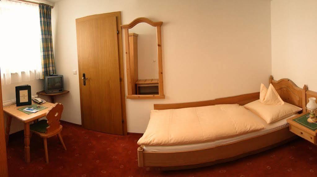 Gasthof Kleefeld Strobl Extérieur photo
